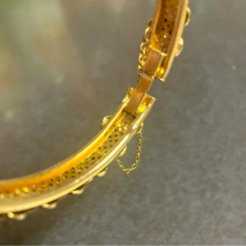 ☀️SOLD☀️Railroad Track Gold Tone Mid Century Clamper Bracelet - Picture 5 of 6